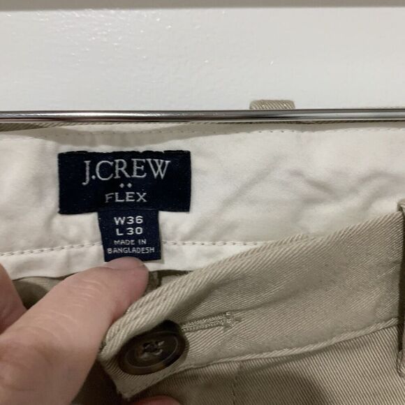 J. Crew Factory | Khakis Straight Flex Men's NWT- Size 36 x 29.5 - Picture 5 of 10